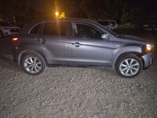 2015 Mitsubishi Outlander Sport SE - Exterior Side Passenger